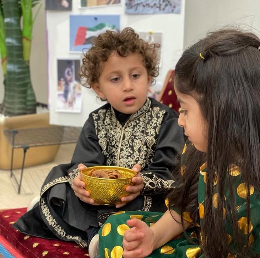 الحضانة أم الرعاية المنزلية؟ تعرفي على أهم الفروقات